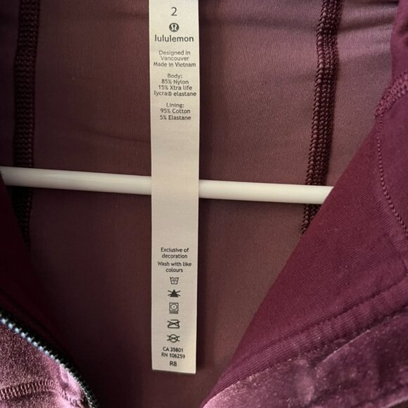 Lululemon Define Hooded Jacket *Velvet with Rare gold accents Garnet - Picture 5 of 5